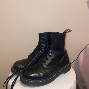 1460 Doc Martens